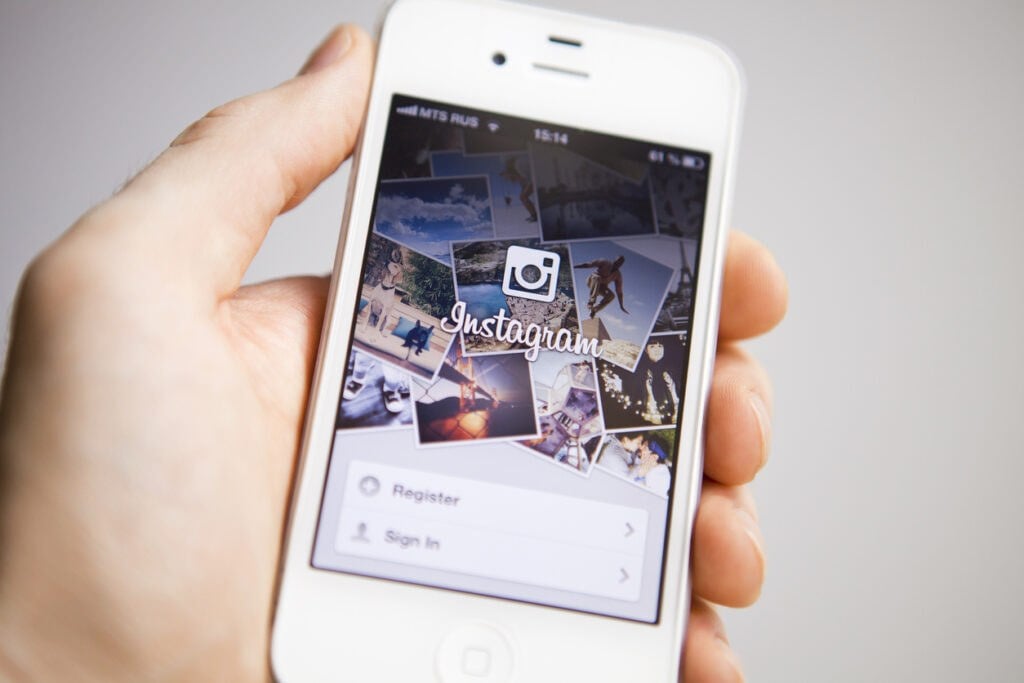 How to Put a Link in Your Instagram Bio