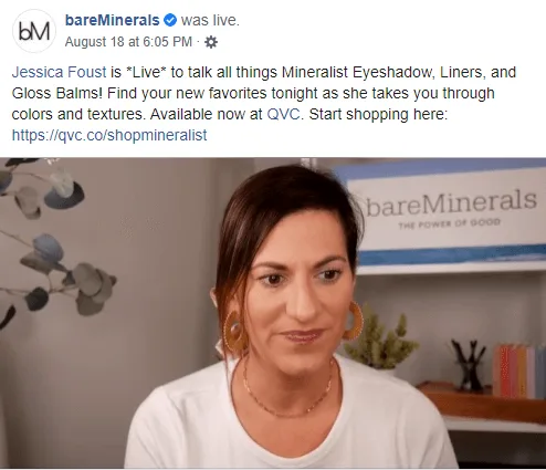 Un post Facebook de Bare Minerals présentant un flux en direct.